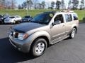 2006 Granite Metallic Nissan Pathfinder SE 4x4  photo #2