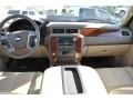 Summit White - Suburban LT 4x4 Photo No. 11