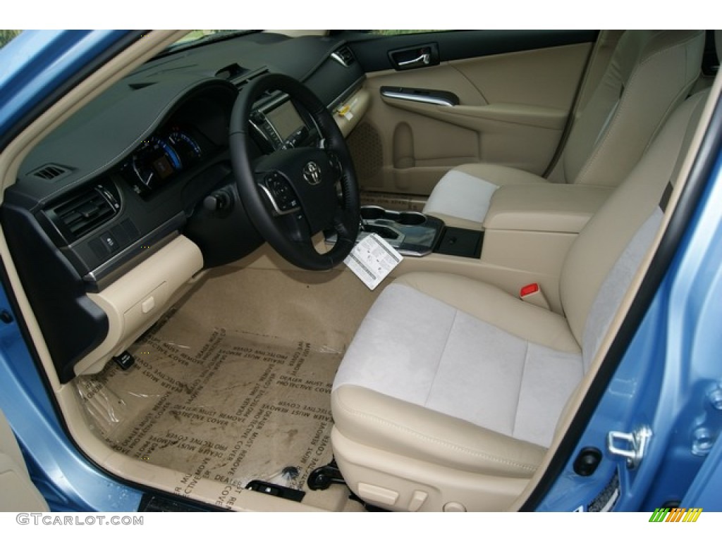 Ivory Interior 2012 Toyota Camry Hybrid XLE Photo #57666698