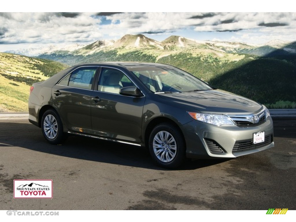 2012 Camry LE - Cypress Green Pearl / Ivory photo #1