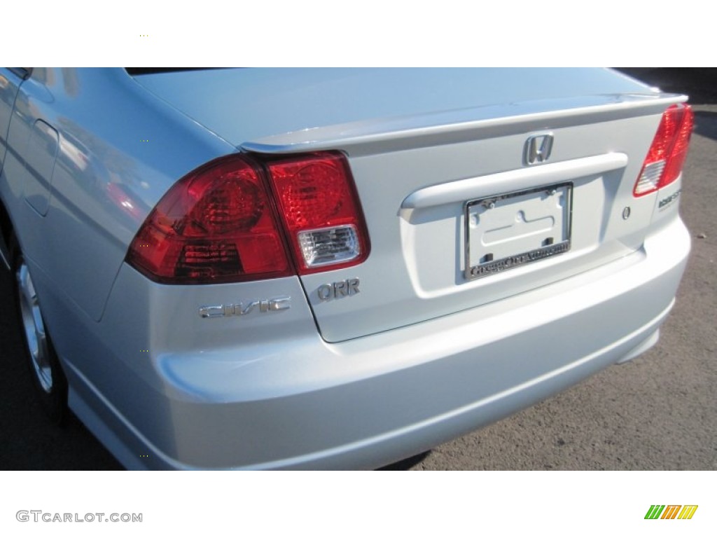 2005 Civic Hybrid Sedan - Opal Silver Blue Metallic / Gray photo #15