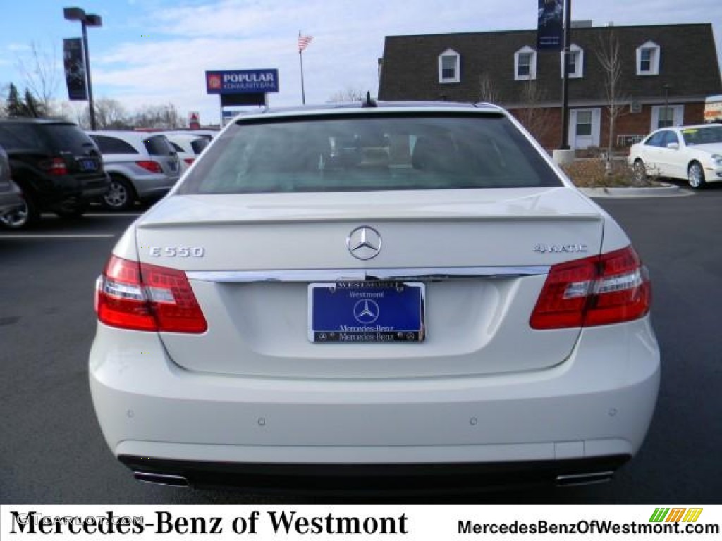 2011 E 550 4Matic Sedan - Arctic White / Black photo #1