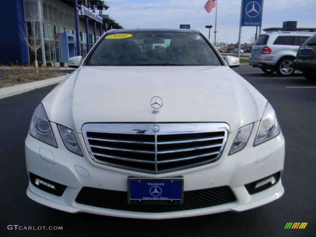 2011 E 550 4Matic Sedan - Arctic White / Black photo #8