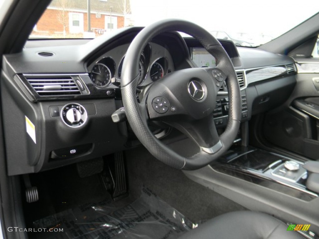 2011 E 550 4Matic Sedan - Arctic White / Black photo #11