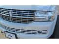 2010 White Platinum Metallic Tri-Coat Lincoln Navigator L 4x4  photo #9