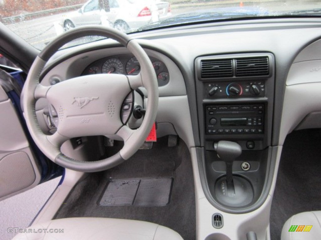 2004 Ford Mustang GT Coupe Medium Graphite Dashboard Photo #57670553