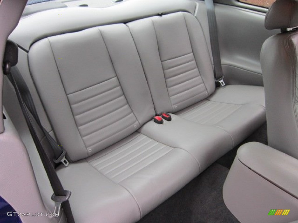 Medium Graphite Interior 2004 Ford Mustang GT Coupe Photo #57670559