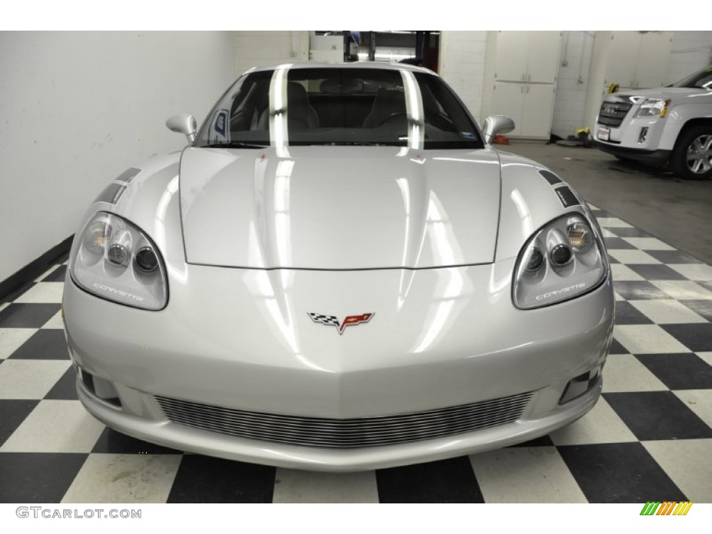 Machine Silver Metallic 2006 Chevrolet Corvette Coupe Exterior Photo #57676265