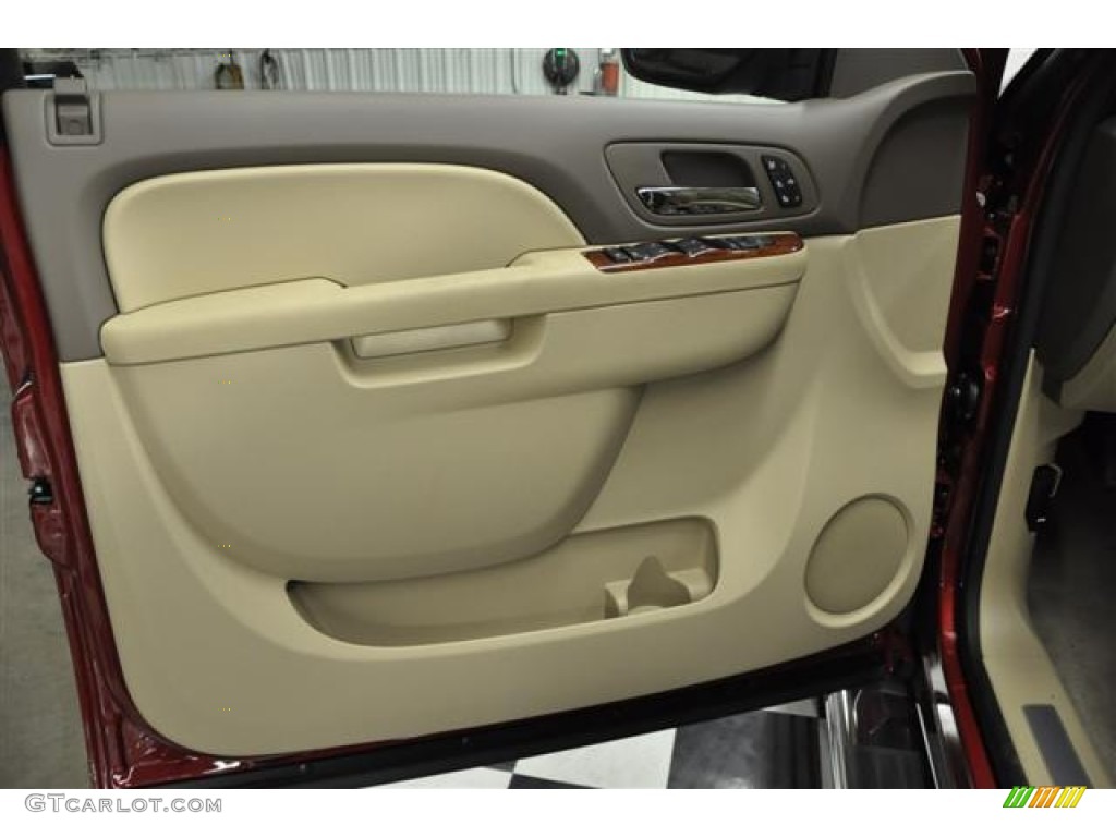 2012 Chevrolet Suburban LTZ 4x4 Light Cashmere/Dark Cashmere Door Panel Photo #57679190