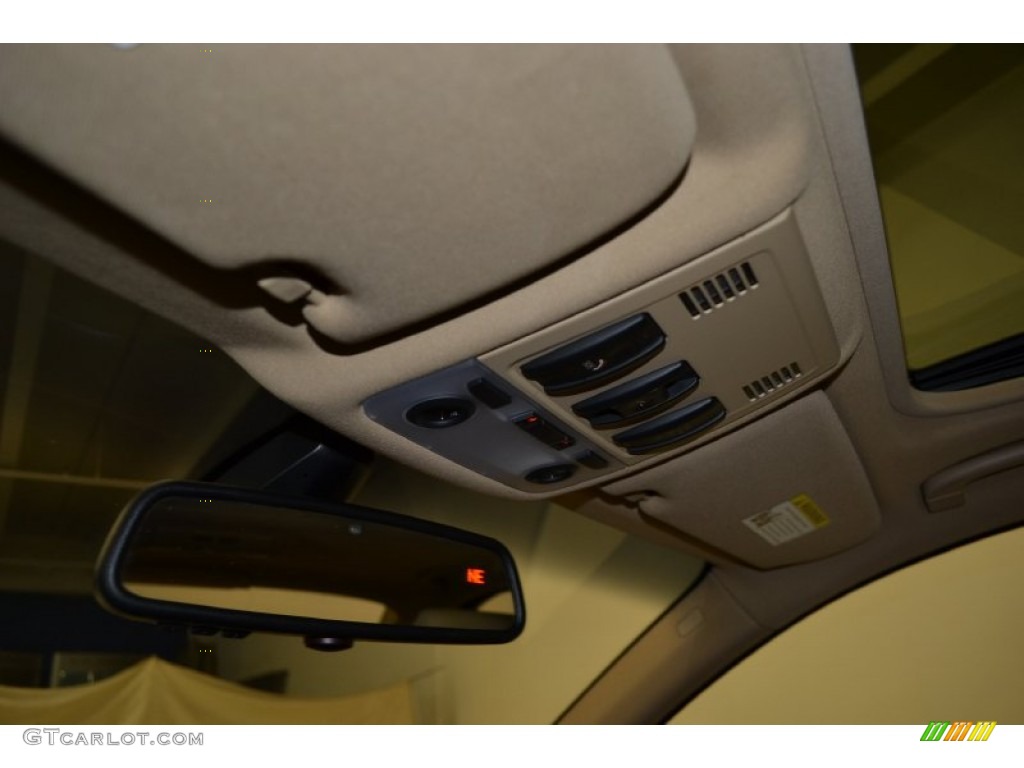 2008 3 Series 335i Sedan - Alpine White / Beige photo #24