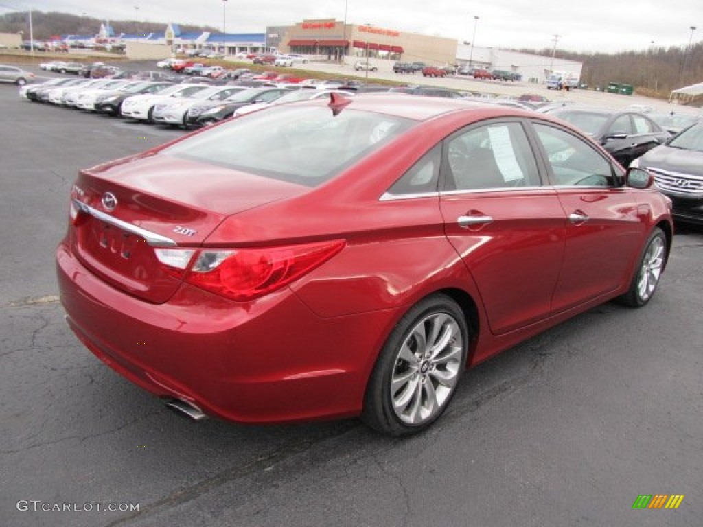 2011 Sonata SE 2.0T - Venetian Red / Black photo #10
