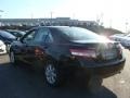 Black - Camry LE Photo No. 4