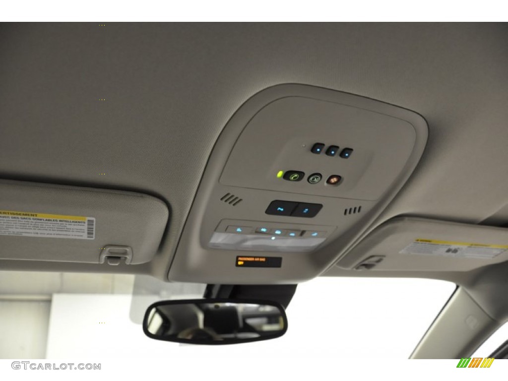 2012 Chevrolet Volt Hatchback Controls Photo #57686561