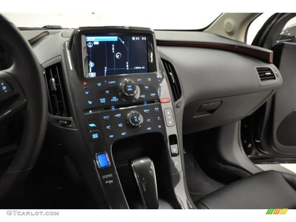 2012 Chevrolet Volt Hatchback Controls Photo #57686591