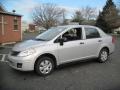 Brillant Silver - Versa 1.6 Sedan Photo No. 3