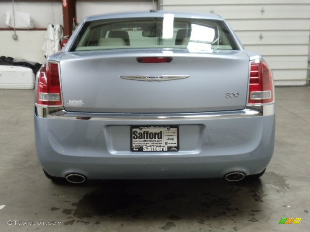 2012 300 Limited - Crystal Blue Pearl / Dark Frost Beige/Light Frost Beige photo #4