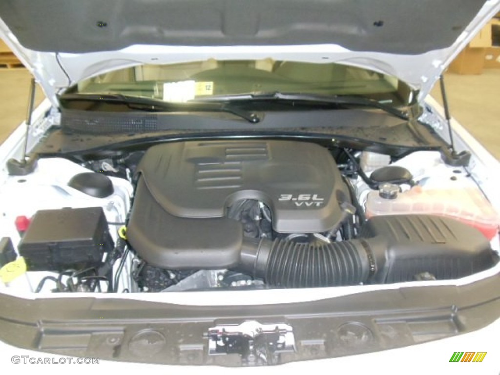 2012 Chrysler 300 Limited 3.6 Liter DOHC 24-Valve VVT Pentastar V6 Engine Photo #57691601