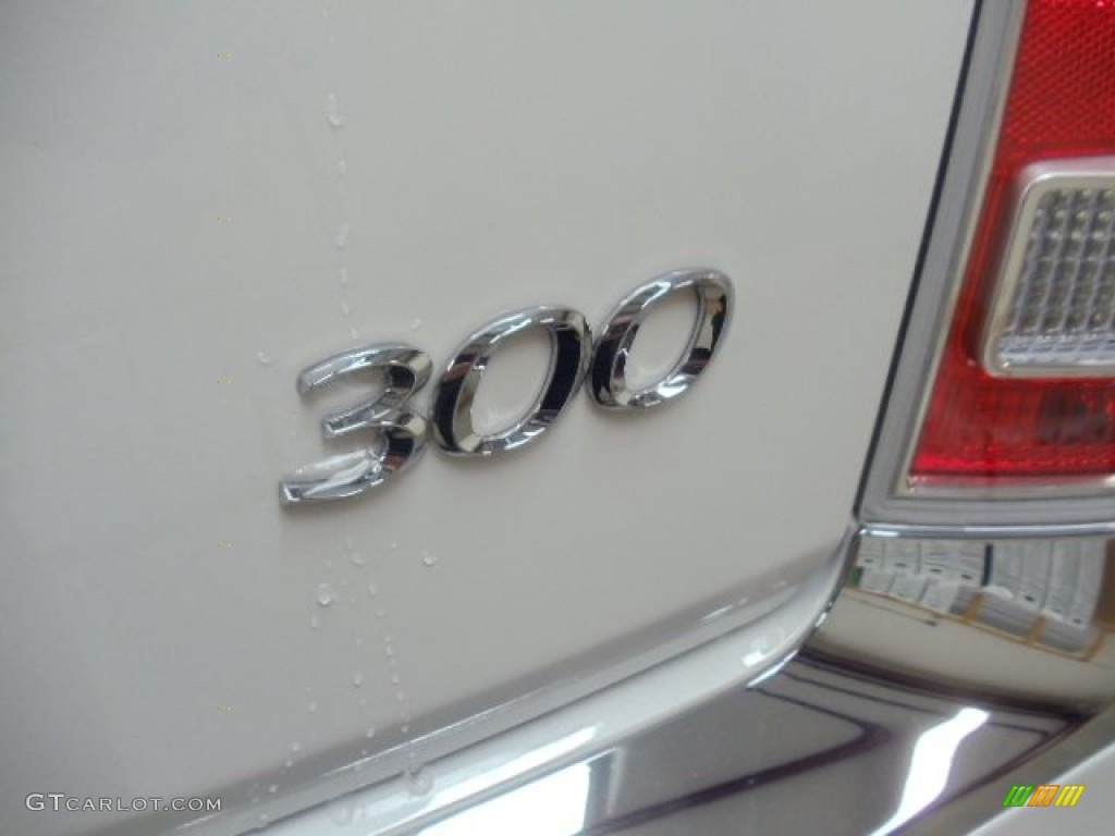 2012 Chrysler 300 Limited 300 badge Photo #57691607