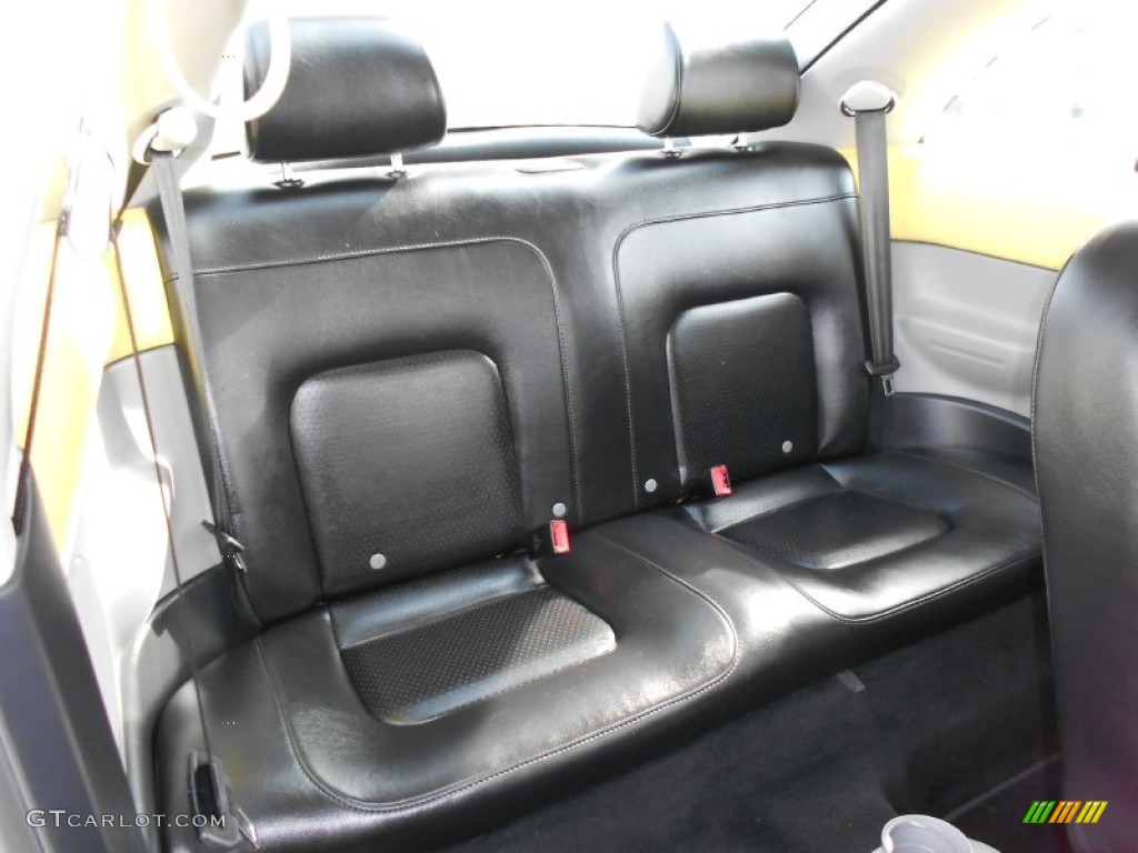 2005 Volkswagen New Beetle GL Coupe Interior Color Photos