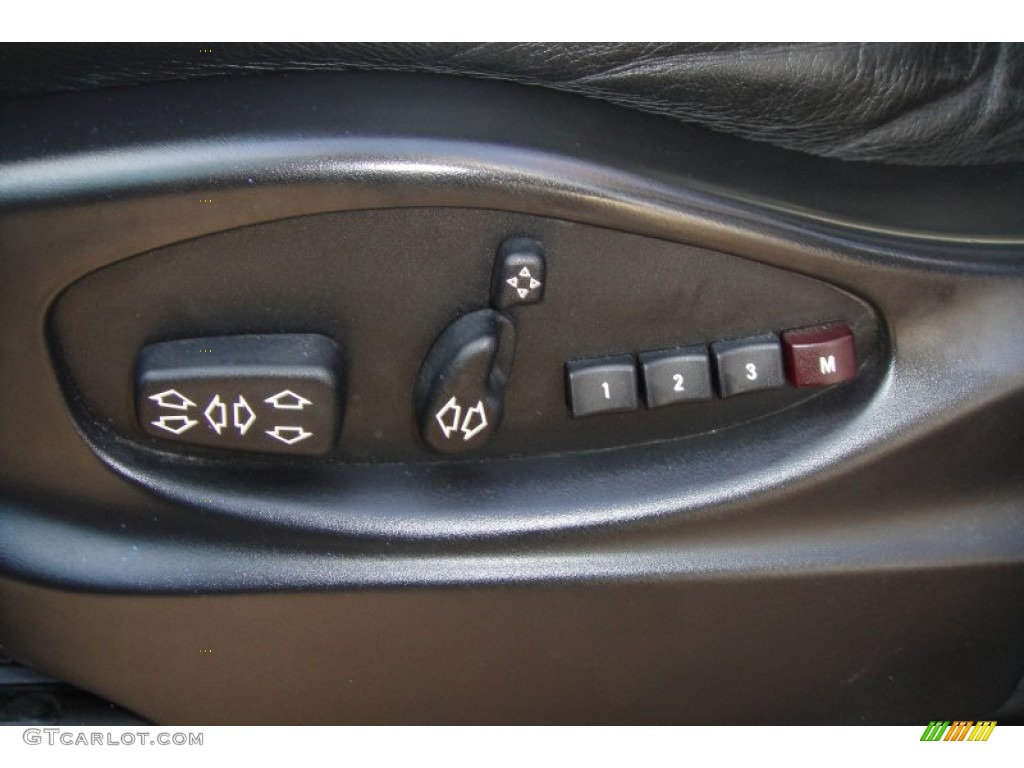 2003 BMW X5 4.6is Controls Photo #57697838