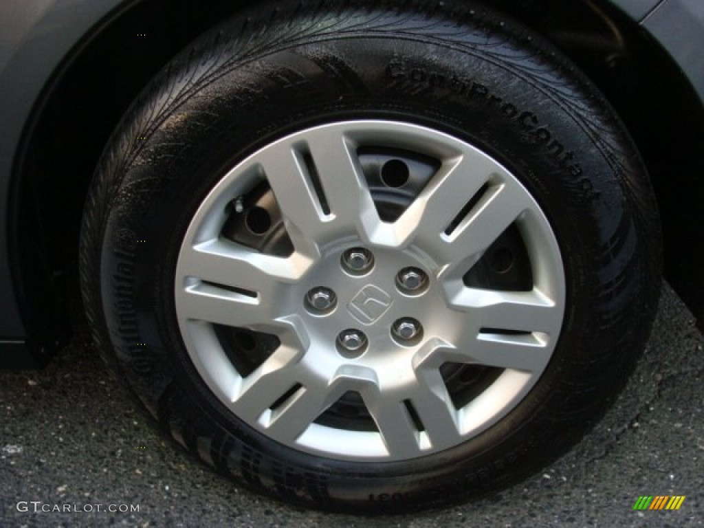 2011 Honda Odyssey LX Wheel Photos