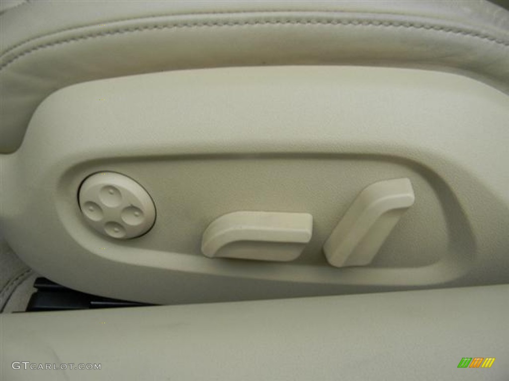 2010 Audi R8 4.2 FSI quattro Controls Photo #57708521
