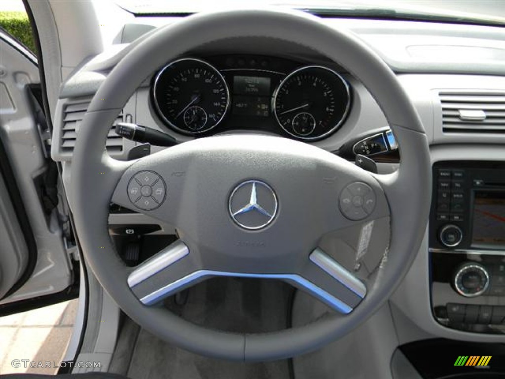 2010 Mercedes-Benz R 350 4Matic Ash Steering Wheel Photo #57712544