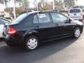 Super Black - Versa 1.8 S Sedan Photo No. 4