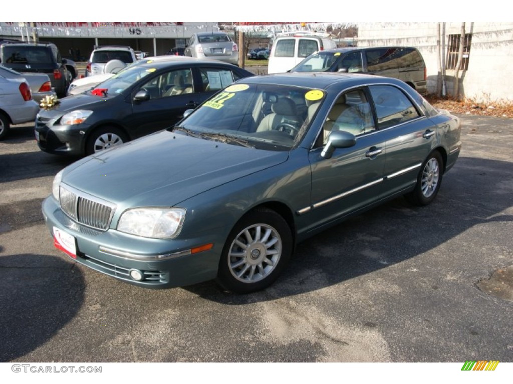 2005 XG350 L - Celadon Green / Beige photo #1