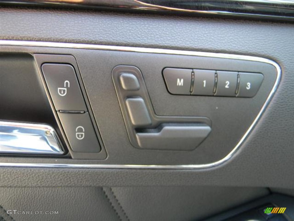 2010 Mercedes-Benz E 63 AMG Sedan Controls Photo #57713291