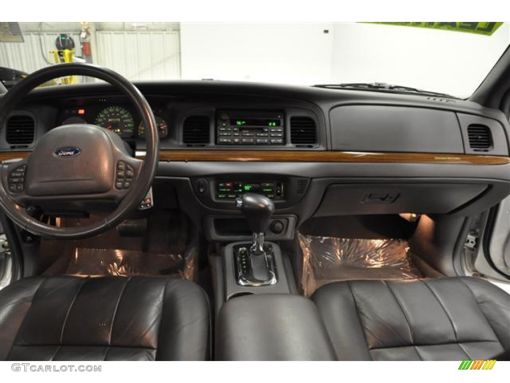 2003 Ford Crown Victoria LX Dark Charcoal Dashboard Photo #57713615