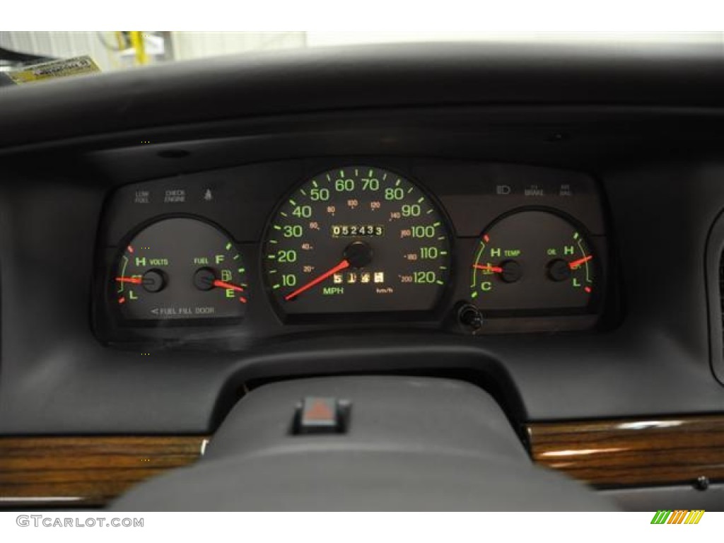2003 Ford Crown Victoria LX Gauges Photo #57713624