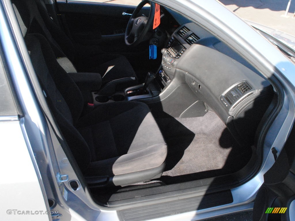 2003 Accord EX Sedan - Satin Silver Metallic / Black photo #3