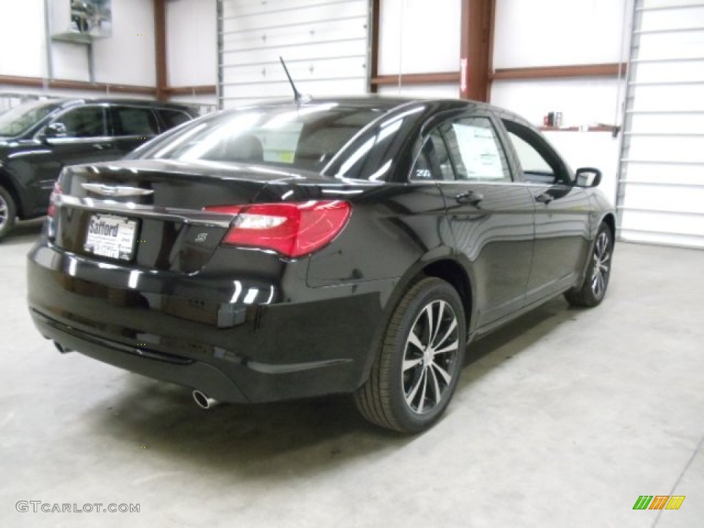 2012 200 S Sedan - Black / Black photo #5