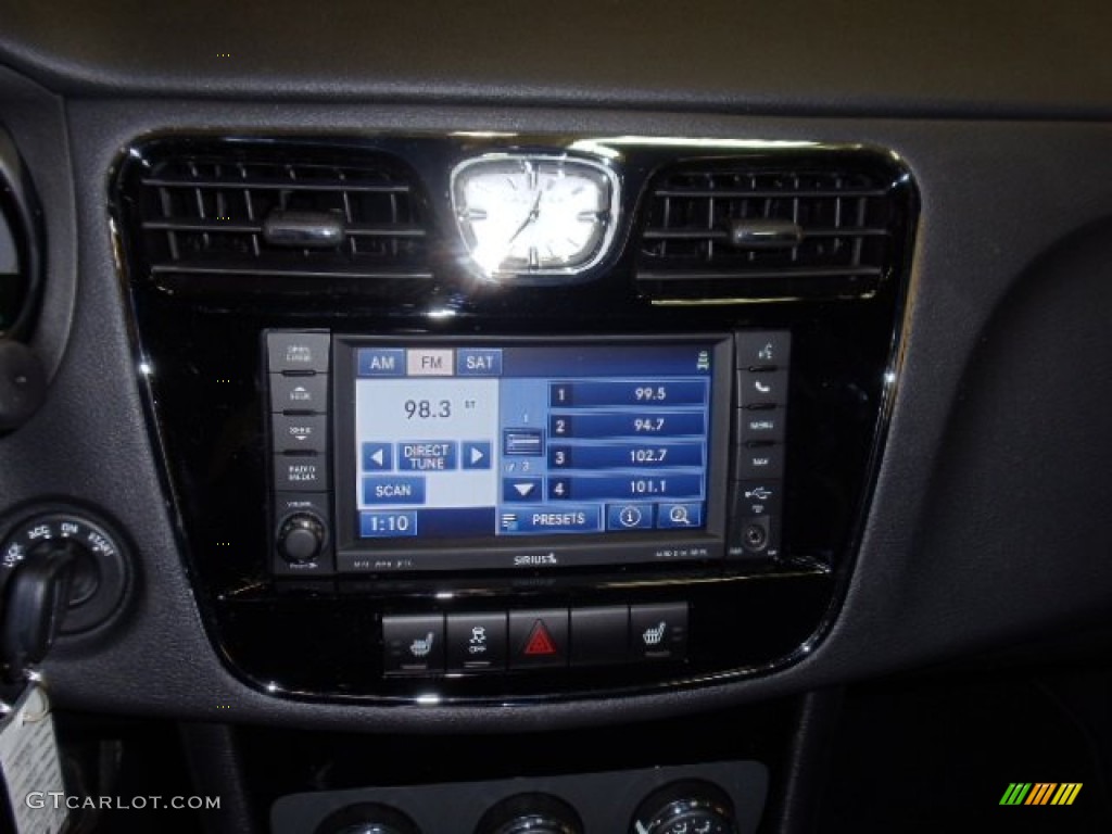 2012 200 S Sedan - Black / Black photo #10