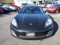 Basalt Black Metallic - Panamera 4 Photo No. 2
