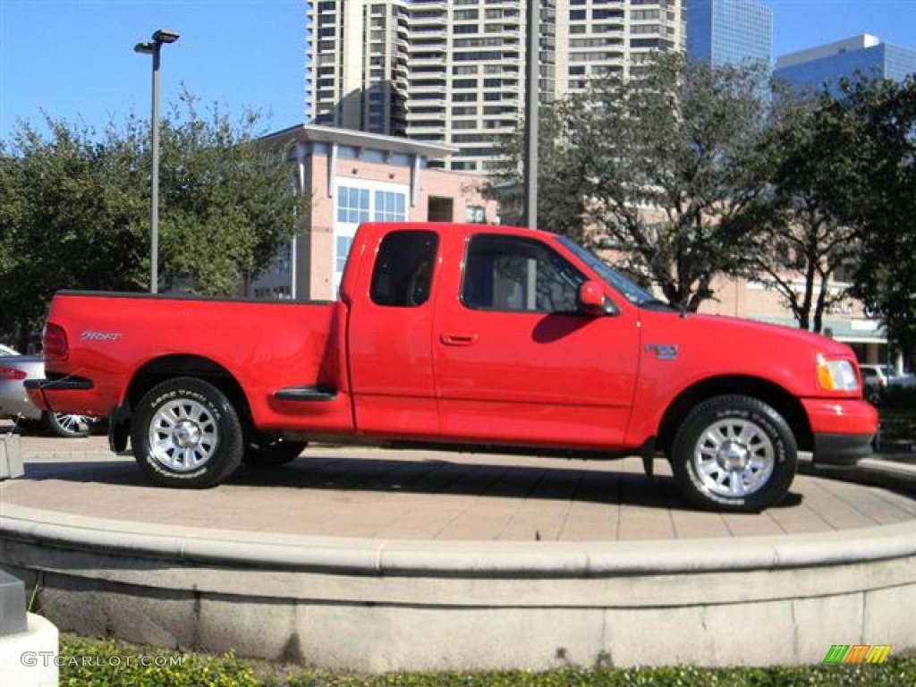 2003 F150 XLT Sport SuperCab - Bright Red / Medium Graphite Grey photo #4