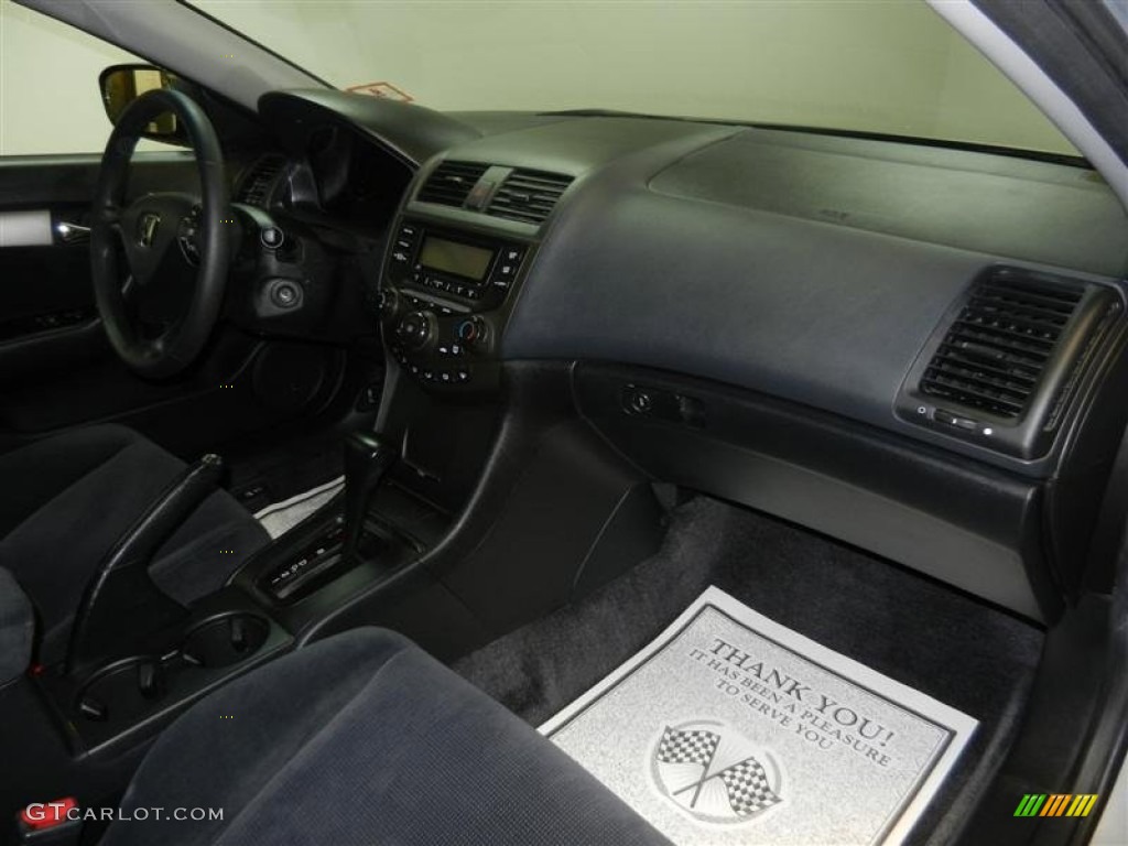 2003 Accord LX Coupe - Satin Silver Metallic / Black photo #21