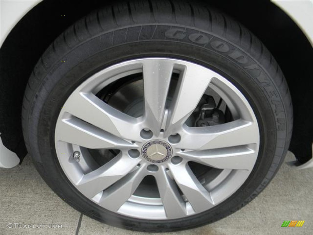 2012 Mercedes-Benz E 350 BlueTEC Sedan Wheel Photos