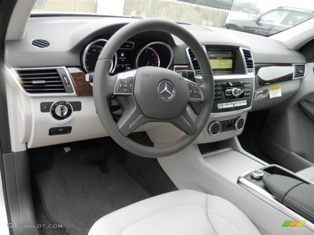 2012 Mercedes-Benz ML 350 BlueTEC 4Matic Grey Dashboard Photo #57744521