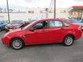Vermillion Red - Focus SE Sedan Photo No. 4
