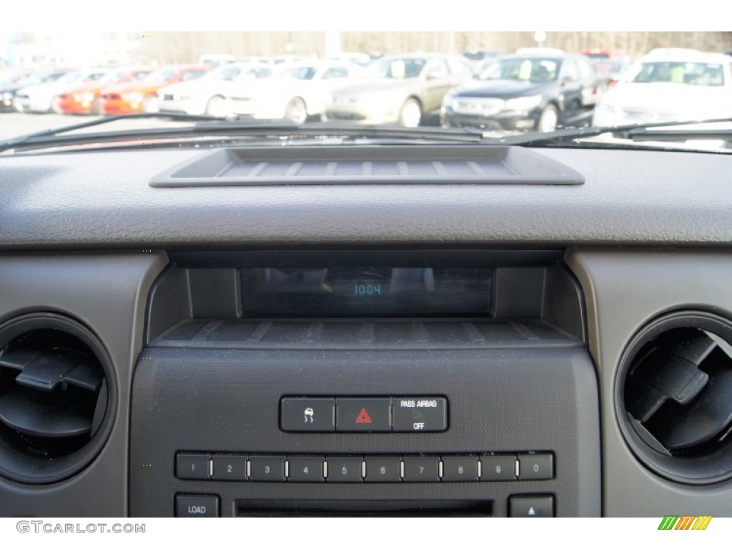 2010 F150 STX SuperCab - Sterling Grey Metallic / Medium Stone photo #27