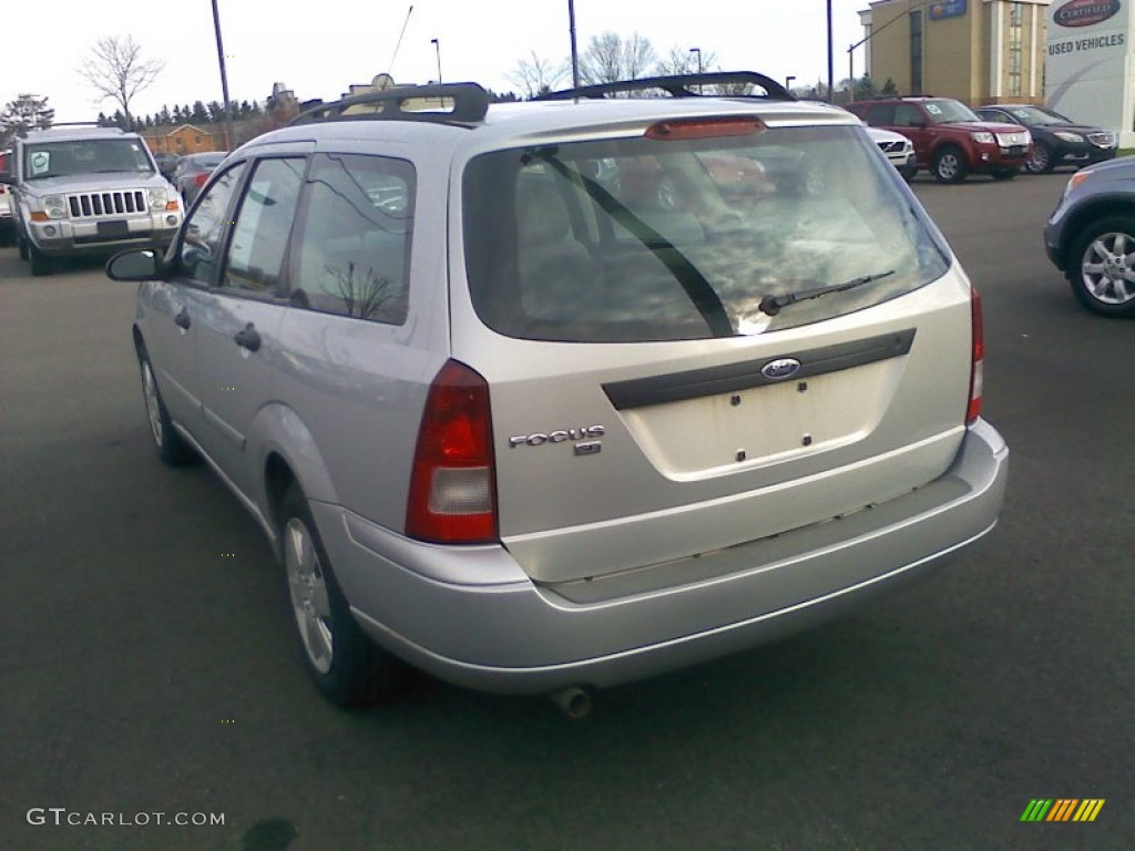 2007 Focus ZXW SE Wagon - CD Silver Metallic / Charcoal/Light Flint photo #4