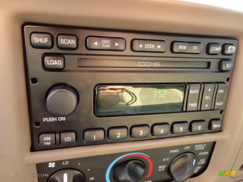 2004 Ford F150 XLT Heritage SuperCab Audio System Photo #57748220