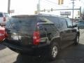 Black - Suburban LS 4x4 Photo No. 4