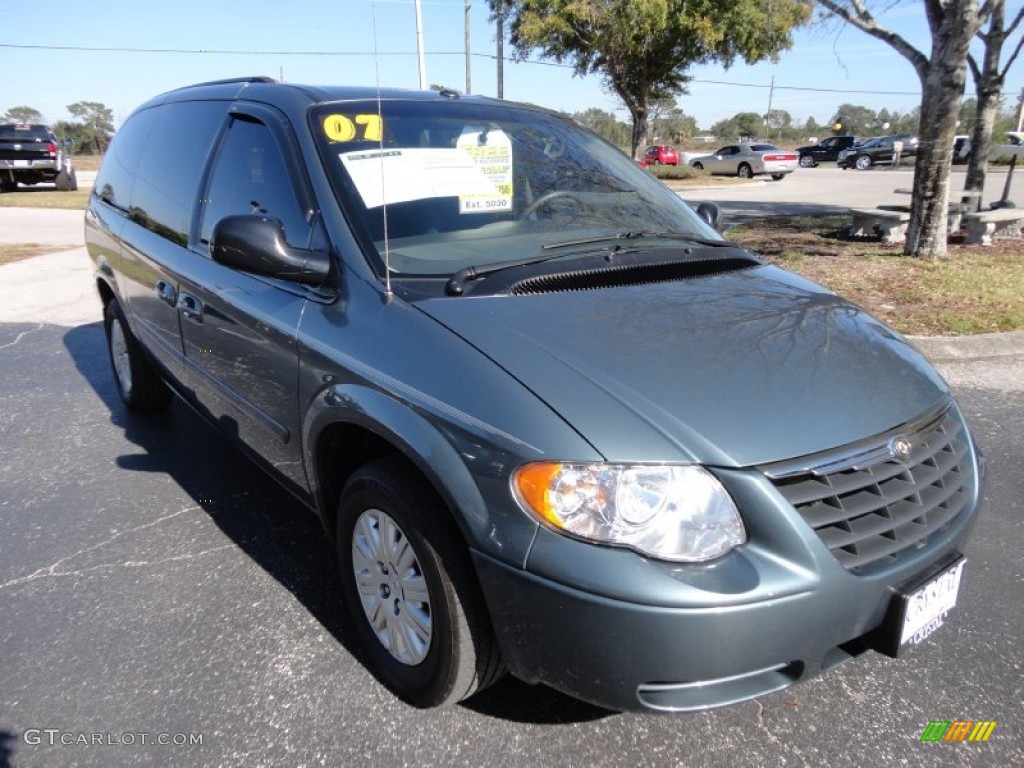 2007 Town & Country LX - Magnesium Pearl / Medium Slate Gray photo #12