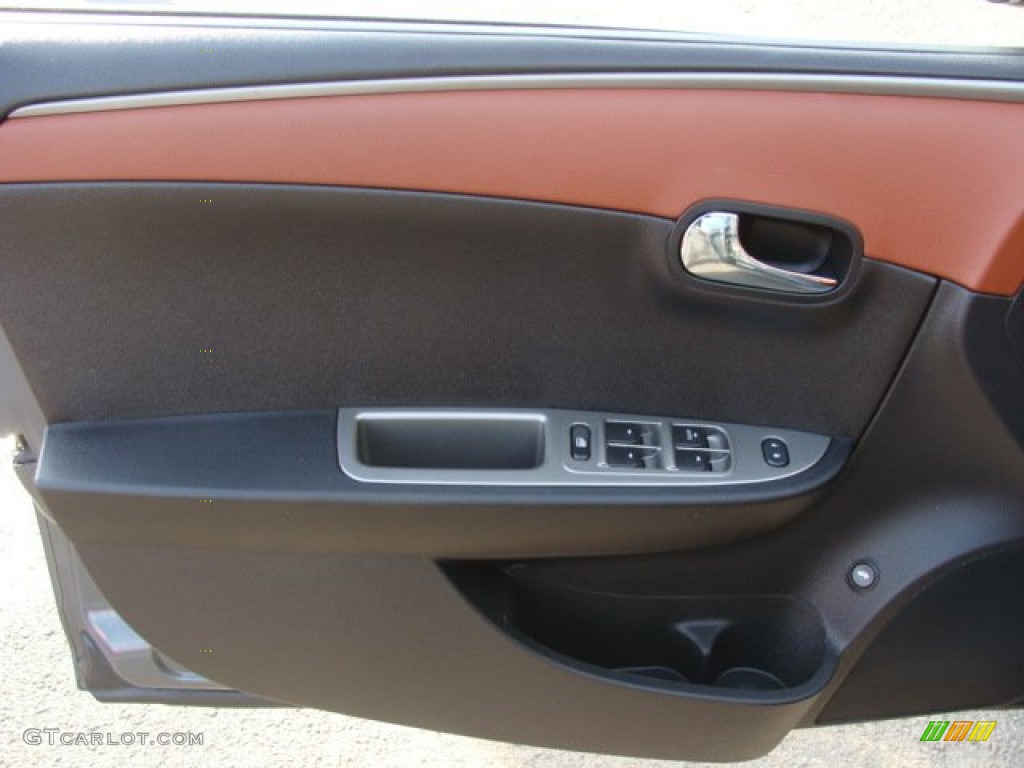 2008 Chevrolet Malibu LTZ Sedan Ebony/Brick Red Door Panel Photo #57753659