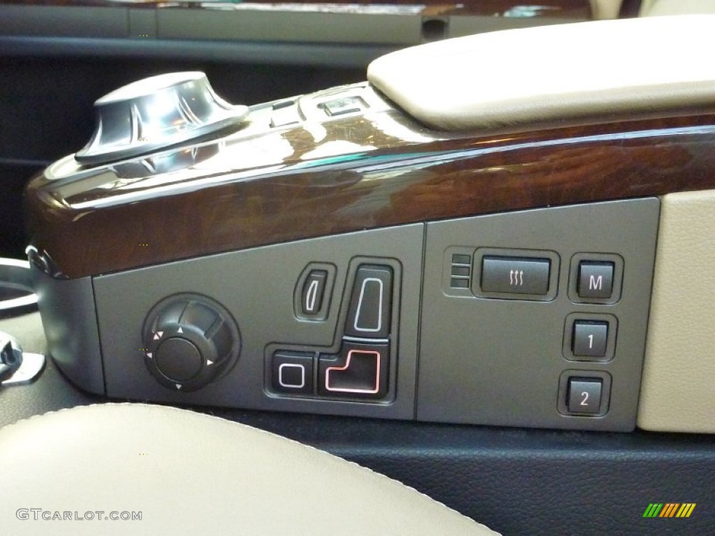 2004 7 Series 745i Sedan - Black Sapphire Metallic / Black/Creme Beige photo #20