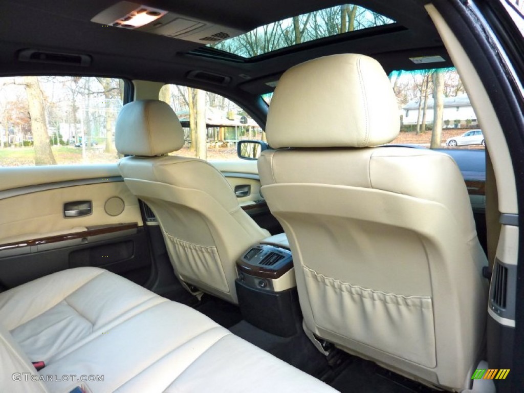 2004 7 Series 745i Sedan - Black Sapphire Metallic / Black/Creme Beige photo #27