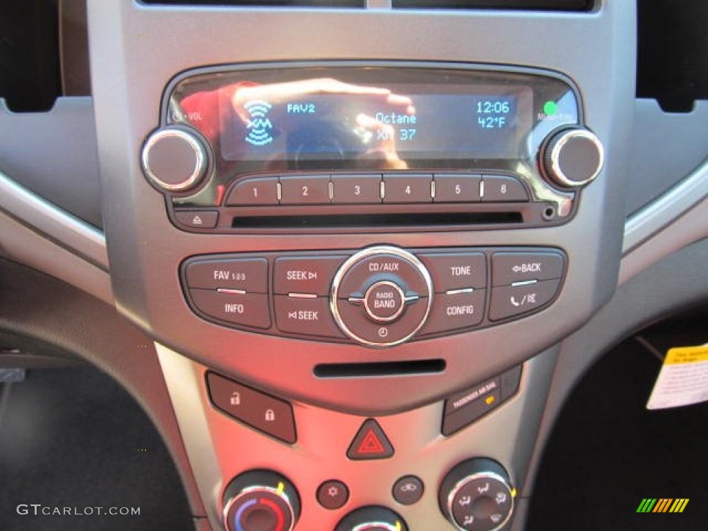 2012 Chevrolet Sonic LT Hatch Controls Photo #57755549